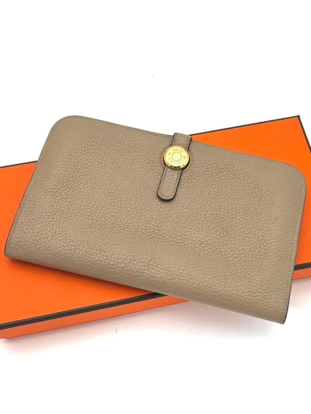 Hermes Dogon GM Taurillon Clemence Beige Gold Wallet